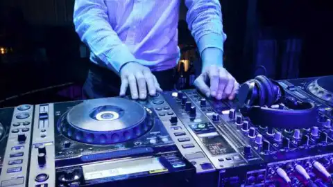 Free DJ Promotions On Waploaded